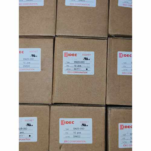 IDEC和泉继电器底座SN2S-05D，为1盒价格。—议价