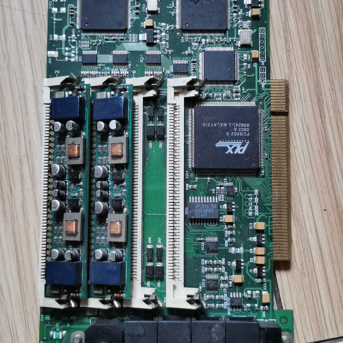 三汇C型语音卡，传真卡 SHT-8B/PCI/FAX