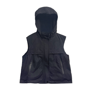 欧货工装马甲外套女款春秋新款小个子连帽休闲马夹背心时尚坎肩潮