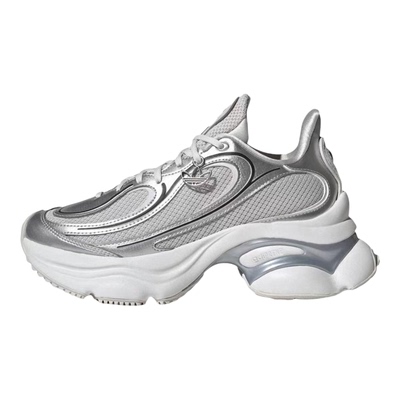 阿迪女子舒适耐磨低帮老爹鞋