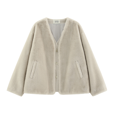 廓形显瘦好打理毛毛外套