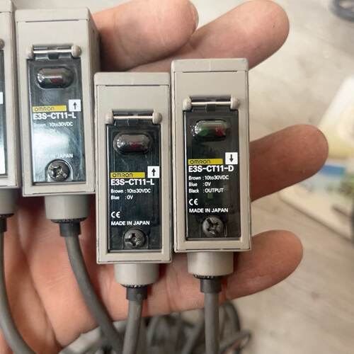 溢价-  E3S-CT11-L E3S-CT11-D光电