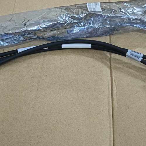 思科cisco STACK-T1-50CM 堆叠线，有两条