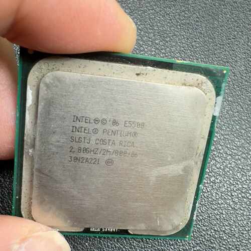 询价ntel奔腾E5500（SLGTJ），LGA775接口，2.议价
