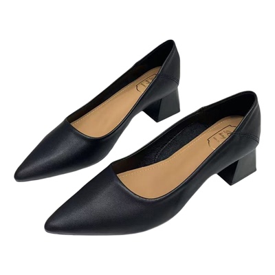 软皮低跟5cm尖头通勤浅口单鞋