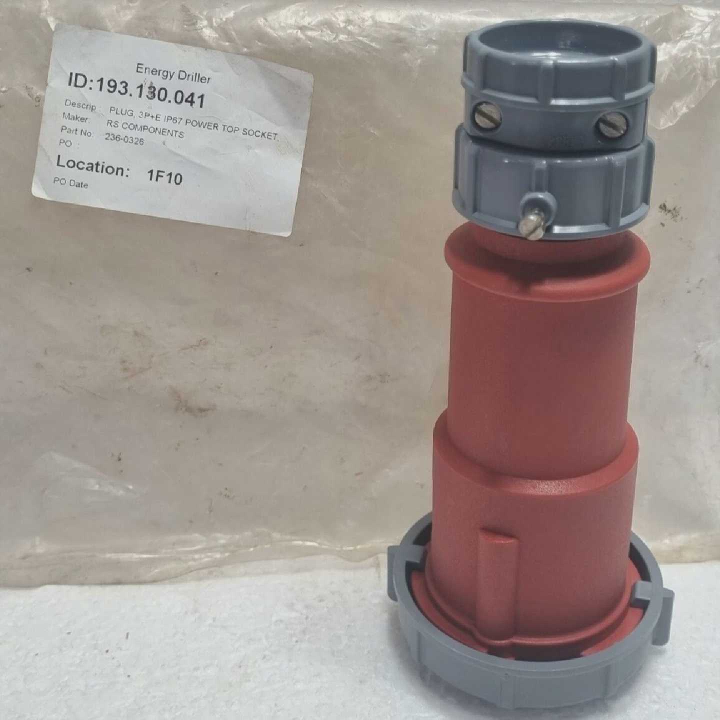 Mennekes 3871RS 6A-6h/380-415V Red Power Cable Mount Connect