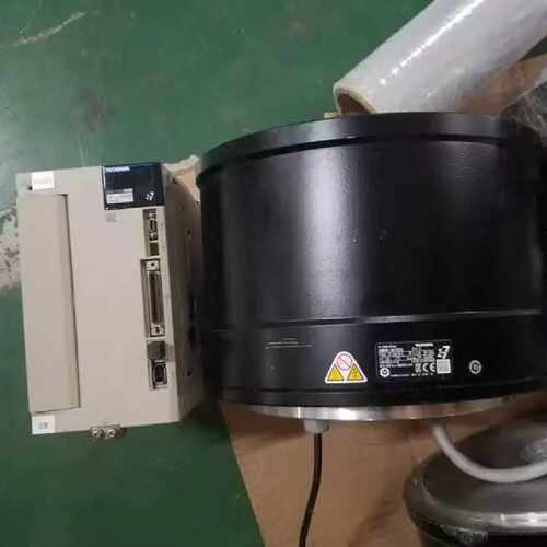 议价SGM7D-2BF7C41/2DF7C41/01G7C41/02G7C41/03G7C41 安川伺服马