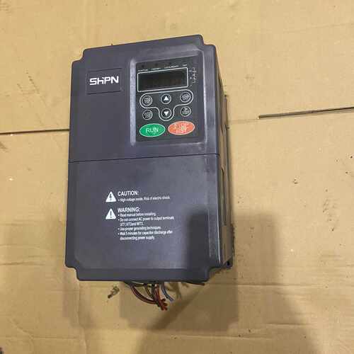 议价上海神频SHPN变频器CHF200A 4R0G/5R5P，4维修