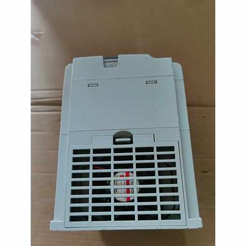议价三品变频器SANVC4T0015GP维修
