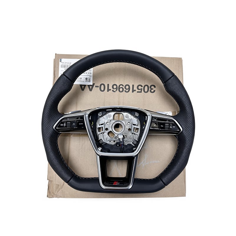 奥迪RS6原厂打孔加热方向盘