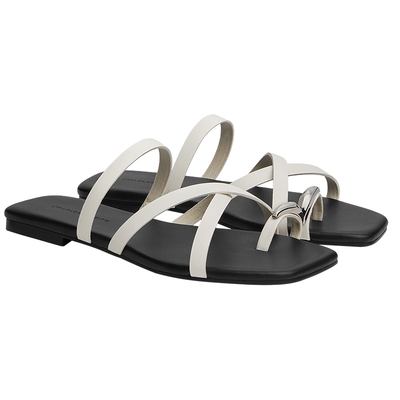 CHARLES&KEITH春季女鞋CK1-70381136法式方头平底夹趾外穿凉拖鞋