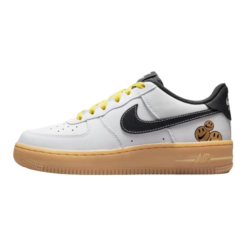 向往体育Nike/耐克AirForce1女子笑脸棕底空军休闲板鞋DO5854-100