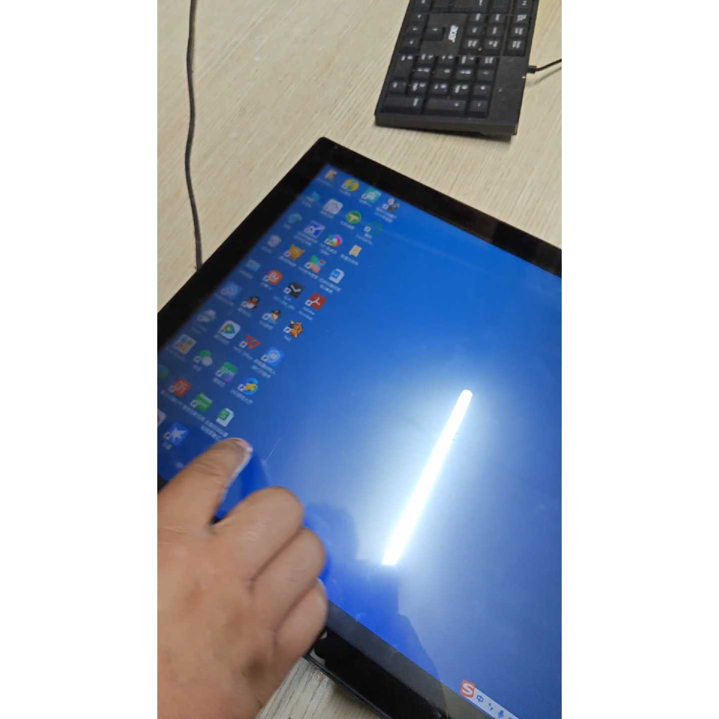 【议价-可维修】触摸显示器 取款机用的工些显示器 K0T一0215u一c