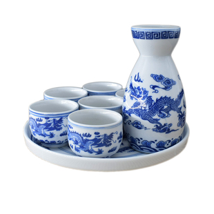 青花瓷酒具套装8件景德镇白酒陶瓷带托盘家用分酒壶分酒器小酒杯