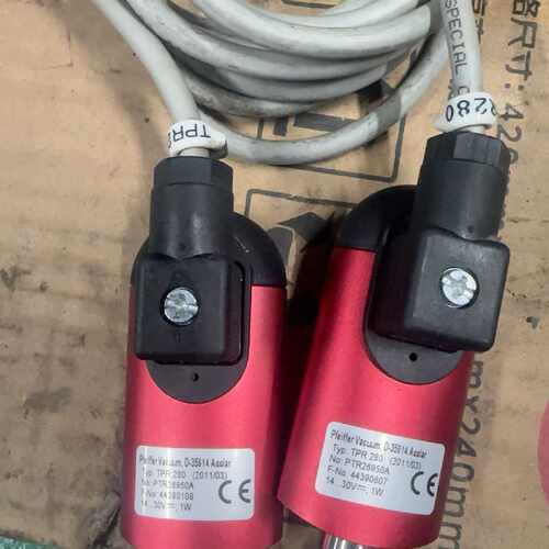 溢价-普发Pfeiffer TPR280真空计，型号PTR2695
