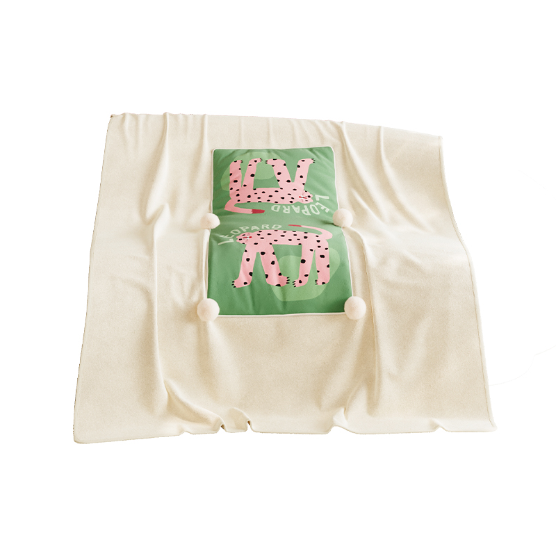 御尚居抱枕毯二合一车用毛毯多巴胺午睡盖毯客厅沙发两用折叠被子