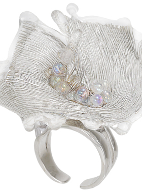 设计师款烟花花朵高级优雅戒指