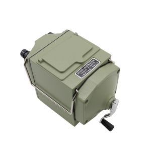上海六表厂梅格绝缘摇表500v兆欧表 电工ZC25B-3/1/2/4电阻测试仪