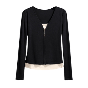 她池假两件打底衫2026春装新款女装时尚修身撞色拼接长袖V领上衣