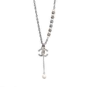 小香风字母双c毛衣链女高级感大气高档短款2025年新款爆款卫衣链