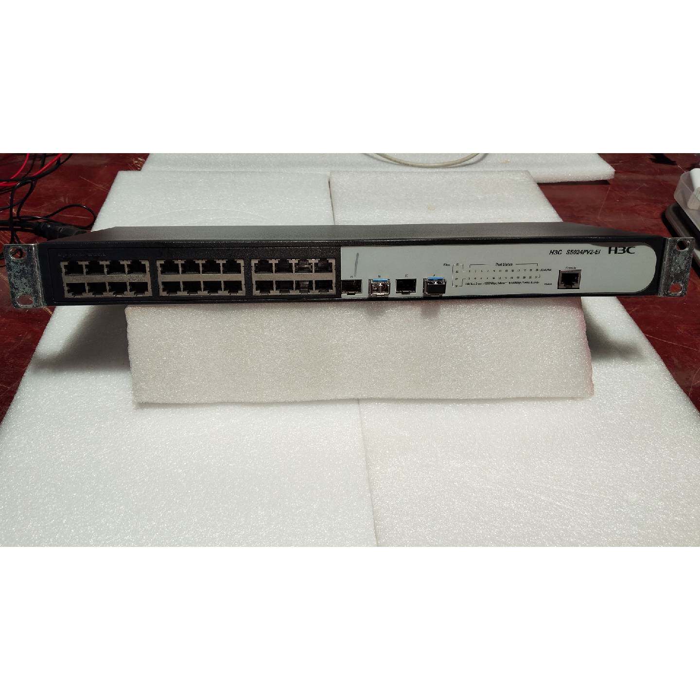 可维修议价  出H3CS5024PV2EI24口千兆交换机24个千兆电口4个千兆