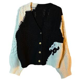 撞色短款宽松麻花开衫毛衣女款2026春季新款显瘦黑白拼色针织外套