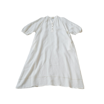 远家原创绣花V领灯笼袖连衣裙