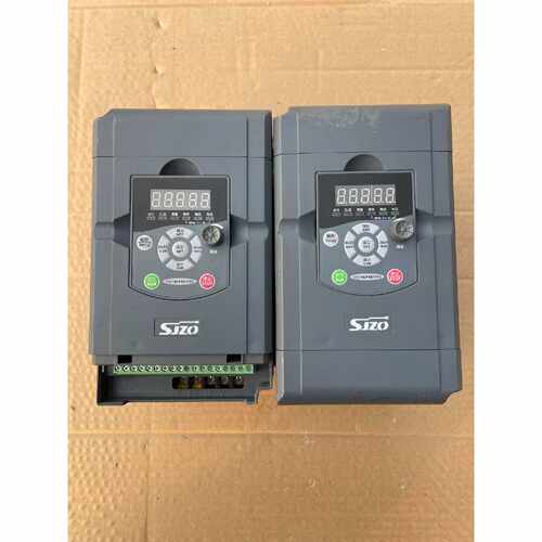 询价中驱变频器380V4KW，型号:ZQ513M-0043B-B