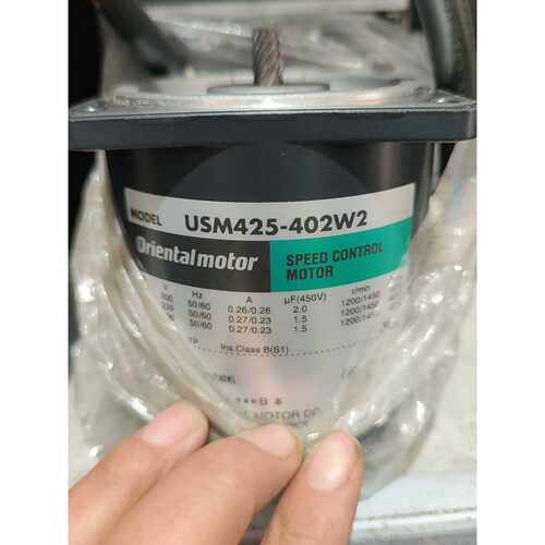溢价-东方调速电机，型号USM425-402W2，未用，没