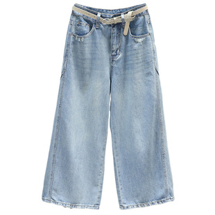 2026春夏新款破洞浅蓝色牛仔裤女宽松显瘦8分裤潮时尚直筒阔腿裤