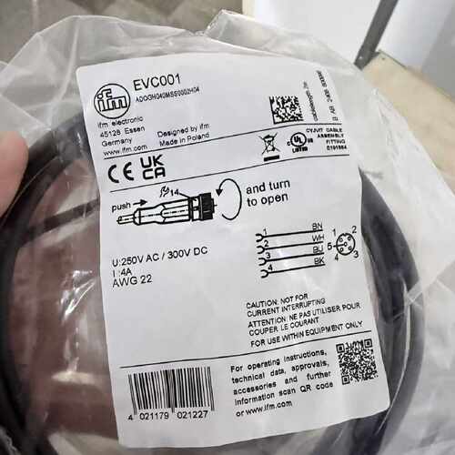 议价IFM易福门带插座连接线电缆EVC001 002 003 150 141 142 全新