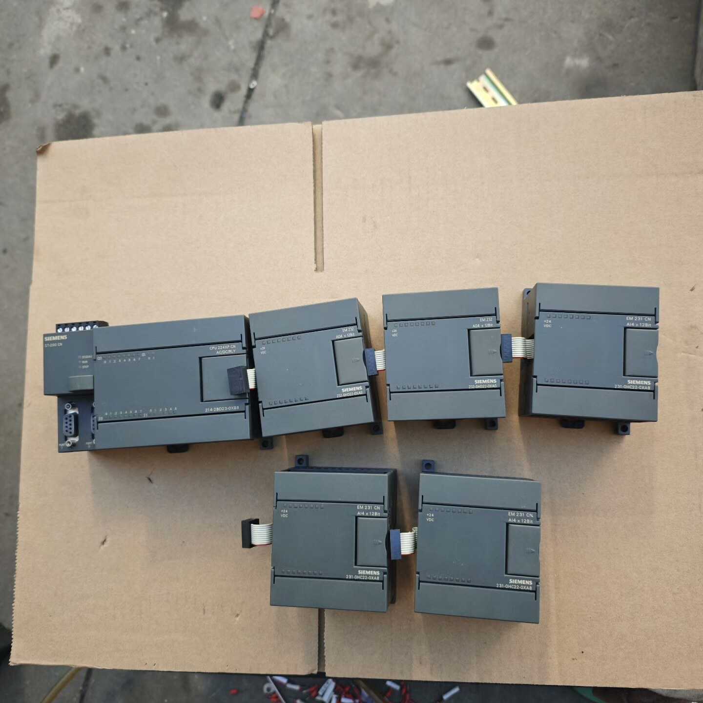 西门子S7-200 PLC模块，CPU224XP CN主机1