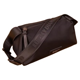 高级感牛津布斜挎包女2026新款时尚轻便户外运动单肩包通勤腋下包