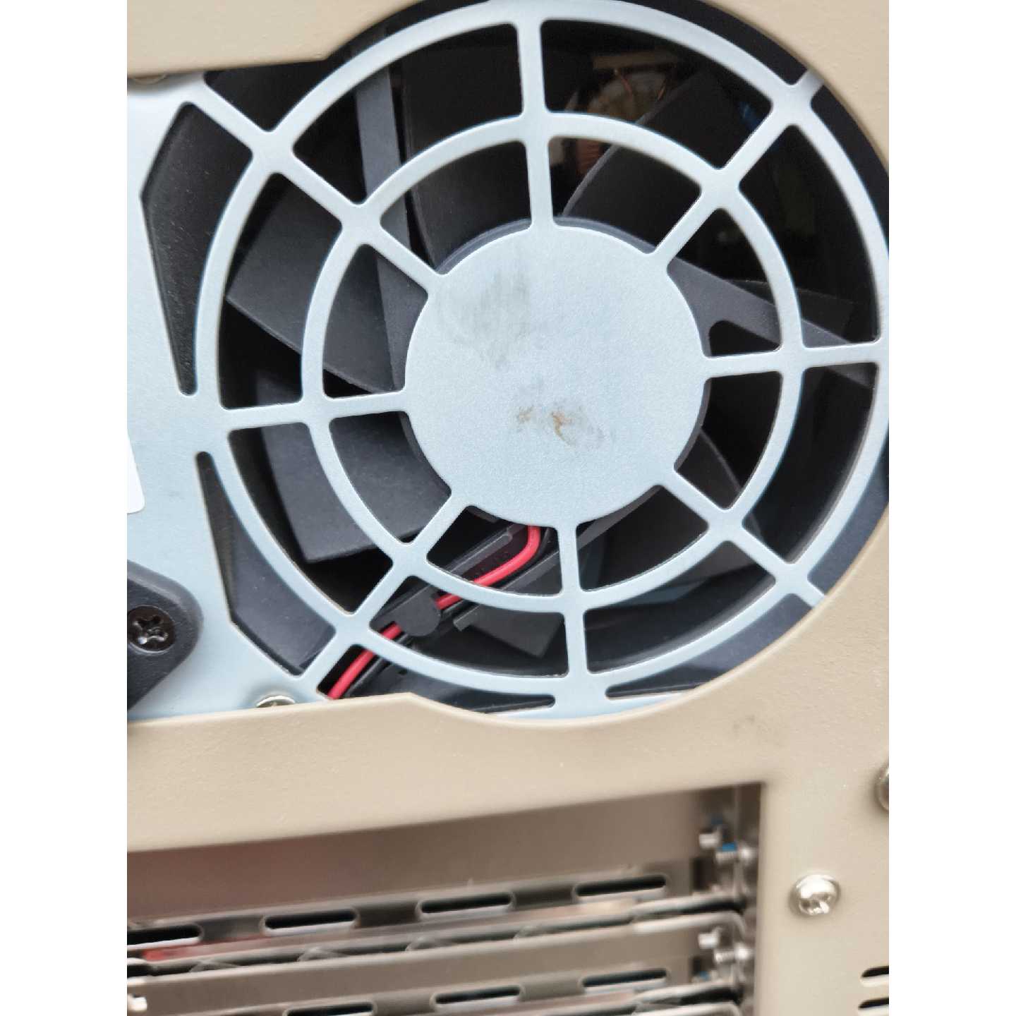 议价研祥EVOC IPC-810E工控机 4U机箱接口多带锁主板