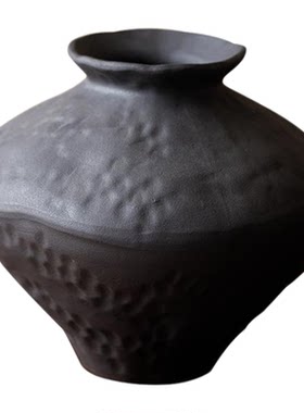 陶瓷黑色花瓶侘寂复古禅意粗陶罐