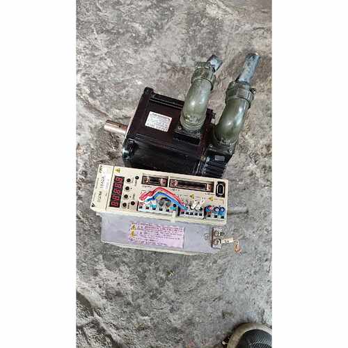 〔议价-接维修〕SGDM-10ADA-V驱动器电机一套 功能完好