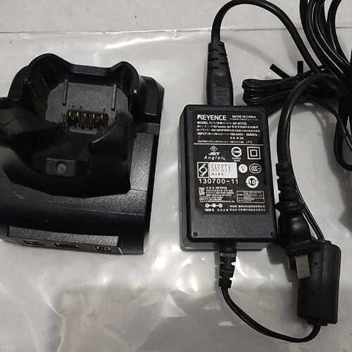 溢价-KEYENCE基恩士BT-WUC8U充电座，电源OP-877