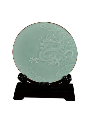 青瓷手工雕刻龙玉璧复古陶瓷摆件