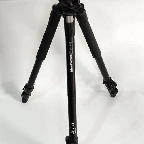 溢价-Manfrotto/曼富图055XPROB专业三脚架