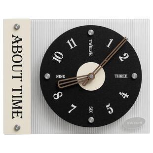 Mandelda免打孔奶油风艺术挂钟表客厅家用简约现代创意时钟装饰墙