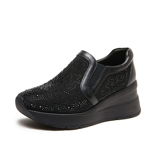 艾淇真皮一脚蹬休闲鞋秋季新款水钻软底舒服轻便不累脚旅游单鞋女