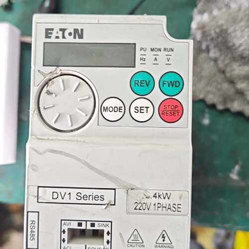 溢价-变频器DV1-122D7FN-C20C DV1-122D