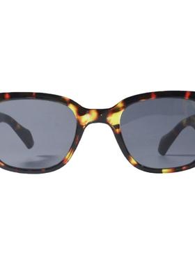 嘻哈风格黑框渐变色设计感墨镜