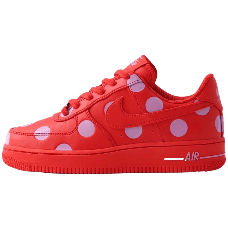 滔搏丨NIKE耐克女子AIR FORCE 1低帮波点运动休闲鞋IR8647-600