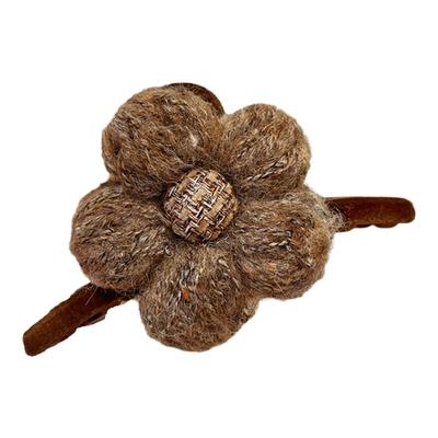 毛绒花朵抓夹女高级感后脑勺大号可爱鲨鱼夹2025新款发夹发饰发卡