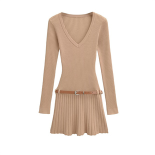 温柔气质韩版喇叭袖v领修身针织连衣裙女秋冬收腰短款打底裙短裙