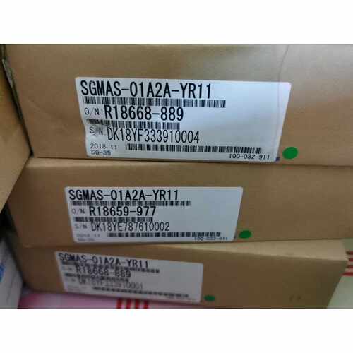 溢价-安川机器人电机 SGMAS-01A2A-YR11