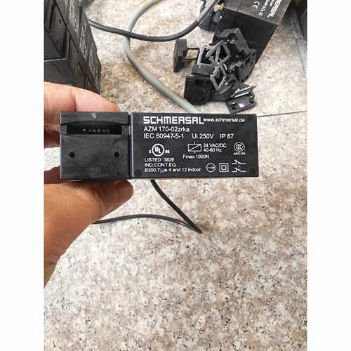 询价施迈赛安全开关AZM 170-02ZRKA 24VAC/DC