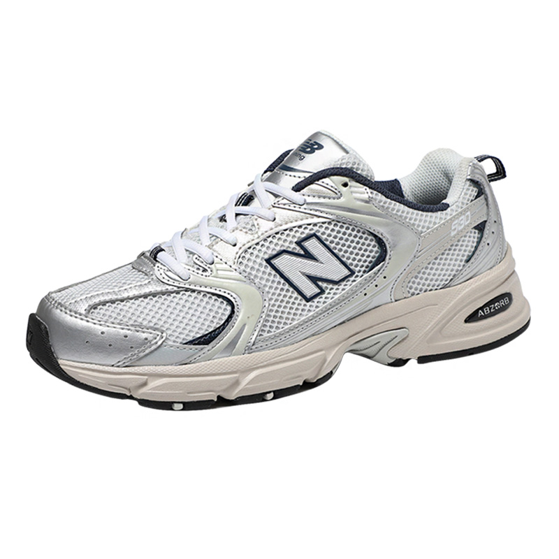 轻便跑步鞋NEWBALANCE