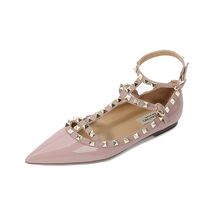 新品铆钉尖头平底鞋平跟大码女鞋